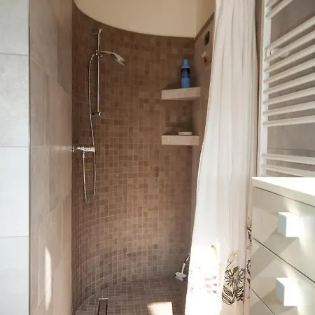 Casa Julia - By Lovecomo